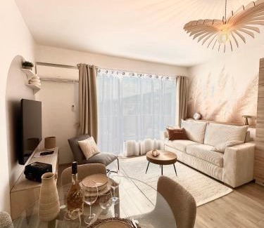 Chambery Apartamento | Sweet Home - Cocon élégant, balcon & parking privé