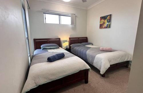 Mango Hill Apartamento | Sweet Mango Hill Apartment w Convenient Location