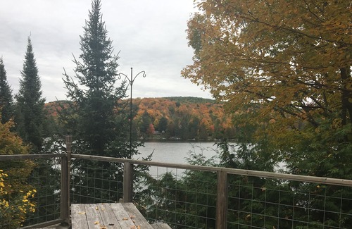 La Peche Cabaña | Sweet Retreat Loft Cottage con impresionantes vistas al lago