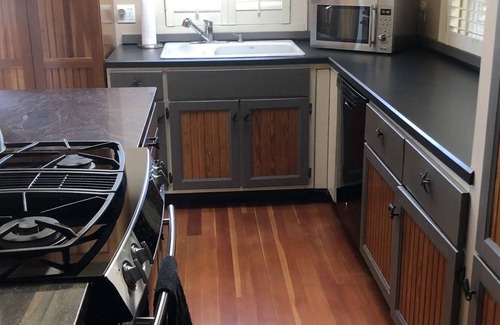 North Kingstown Casa | Dulce cabaña frente al mar