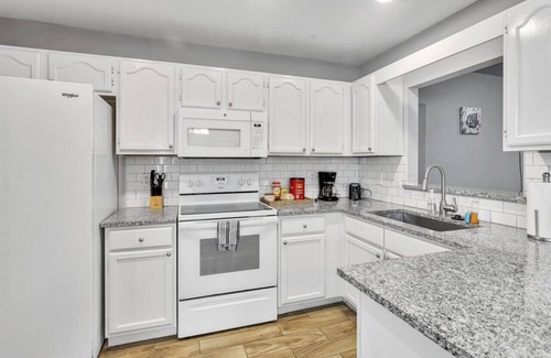 Southside Casa | Sweetwater · Sweetwater home in Heart of Mandarin