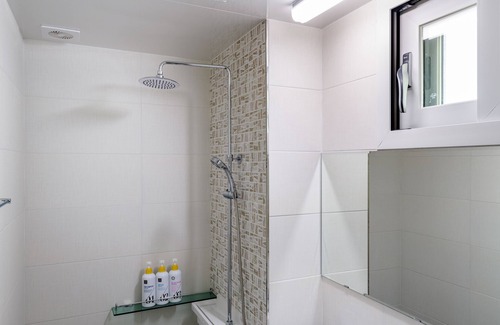 Hallim Casa | Swimeong Nolmeong Guesthouse&Pension