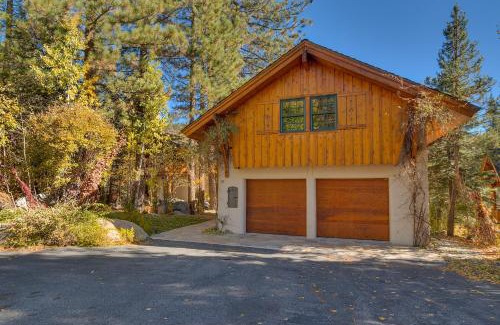 Olympic Valley Casa | Swiss Chalet-Palisades, 6 BR, Hot Tub, Pets Ok, Ski Shuttle!