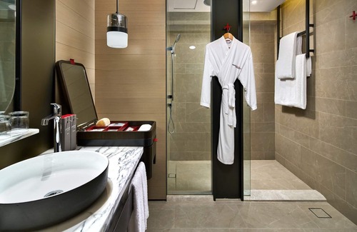 Downtown Singapore Hotel | Swissotel The Stamford, Singapore
