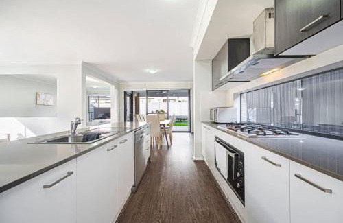 Marsden Park Casa | Sydney Marsden Park 5 bedrooms House close IKEA