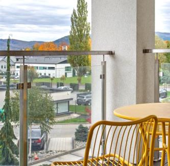 Bielsko-Biala Apartamento | Szyndzielnia Park no 26 # kortem tenisowym, rowerownią # Nestapartamenty