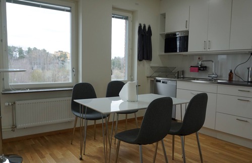 Hagernas Apartamento | Täby, 26 Minutes to T-centralen, Central Stockholm