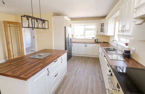 Wild Atlantic Way Cabaña | Tí Tom Nárta