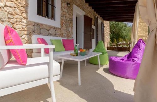 Sant Josep de sa Talaia Casa | Típica Casa Rural Ibicenca Con Piscina Privada!