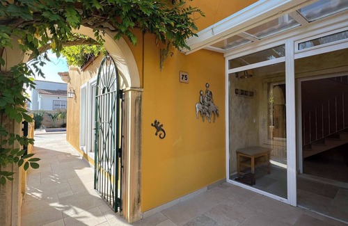 Pedreguer Villa | T-0624, Villa Gata, bonita Villa con jardin y piscina privados