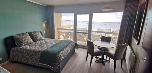 Roscoff Apartamento | T1 vue mer roscoff et île de Batz, 2 min à pied de la plage,