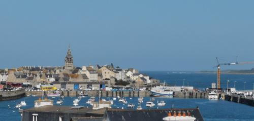 Roscoff Apartamento | T1 vue mer roscoff et île de Batz, 2 min à pied de la plage,