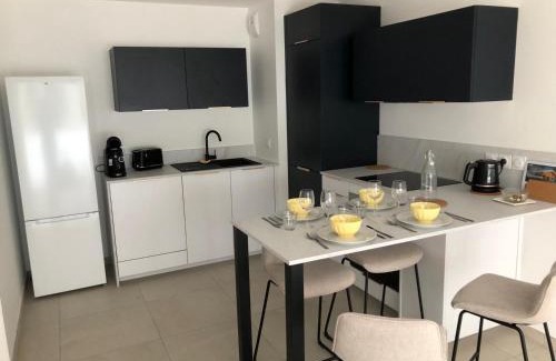 Annecy Apartamento | T2 - 1 ch - Garage privé - Balcon - 15 min du lac