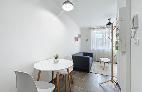 Cuxac-dʼAude Apartamento | T2 apartment in the heart of Cuxac-d'Aude