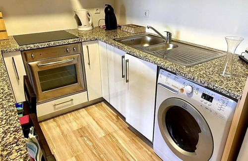 Pedrogao Apartamento | T2 junto a la playa, con piscina, WIFI y TV por cable, en Praia do Pedrogão