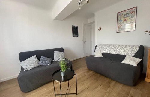 Ciboure Apartamento | T2 lumineux avec Wifi dans maison basque près du cœur historique de Ciboure - Plages et port à proximité - FR-1-239-824