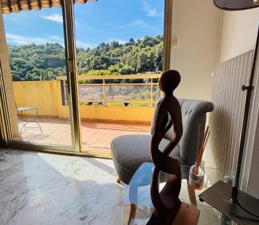 Menton Apartamento | T2 Menton - Garage - Proche centre ville & mer
