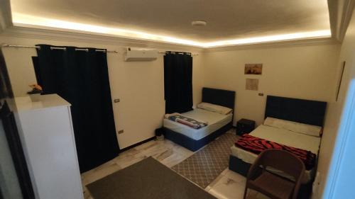 Kafrat al Jabal Hotel | T2 pyramids View