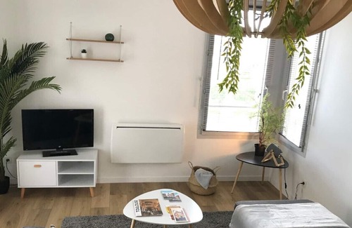 Fontaine-Bayonne-Cartoucherie Apartamento | T3 Zénith, Hypercentre/aeroport, Piscine, Parking