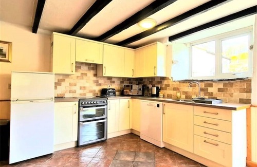 Fivelanes Cabaña | Ta Mill Forge Cottage in a Stunning Retreat