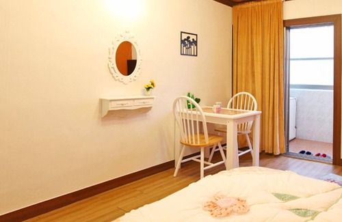 Kkotchi Casa | Taean Healing House Pension