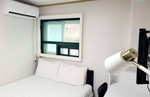 Muk-tong Hotel | Taereung Hill Park