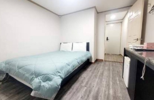Muk-tong Hotel | Taereung Hill Park