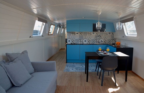 Parque das Nacoes Alquiler De Eote | Tagus Marina - Houseboat