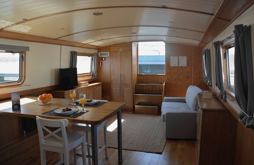 Parque das Nacoes Alquiler De Eote | Tagus Marina - Houseboat