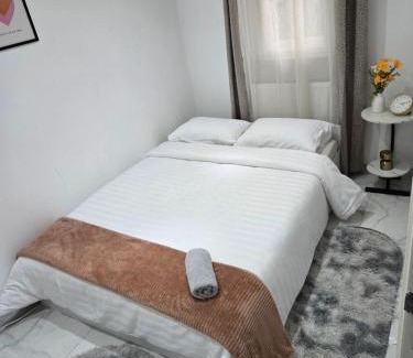 Charleroi Apartamento | TAHIRI House 64 F1