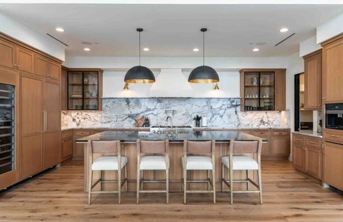 Ponderosa Palisades Casa | Tahoe Luxury Home - Scenic Views