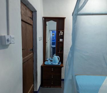 Pottuvil Division 2 Hotel | Taj Mahal