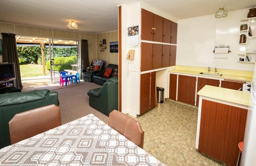 Te Anau Casa | Takahe Cabin - Te Anau Holiday Home