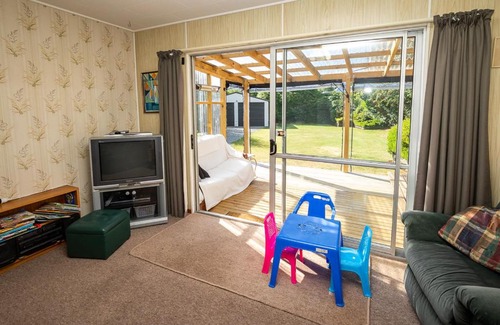 Te Anau Casa | Takahe Cabin - Te Anau Holiday Home