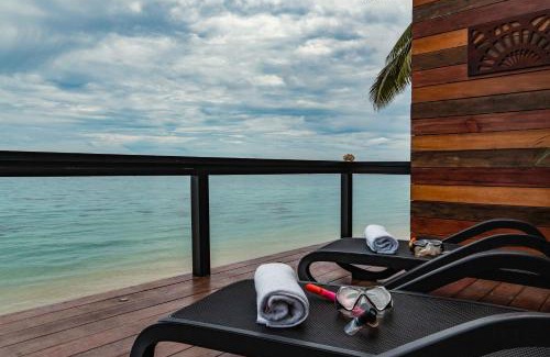 Takitumu District Casa | Take-A-Break Islander on the Beach Villa - Vaimaanga