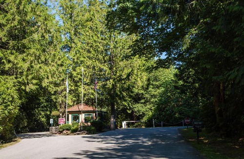 Fall City Complejo | Tall Chief Camping Resort Yurt 5