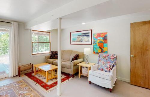 Wellfleet Casa | Tall Pines