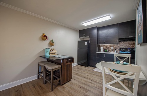 Tallahassee Condominio | Tallahassee Gem-Next to Doak and CollegeTown-Ideal for FSU weekend.3 minute walk