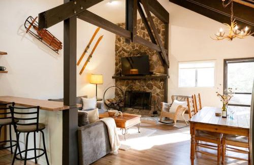Sierra Cedars Casa | Tallwood Cabin A Treetop Mountain Retreat