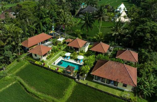 Melayang Cama Y Desayuno | TAMAN EDEN COTTAGE