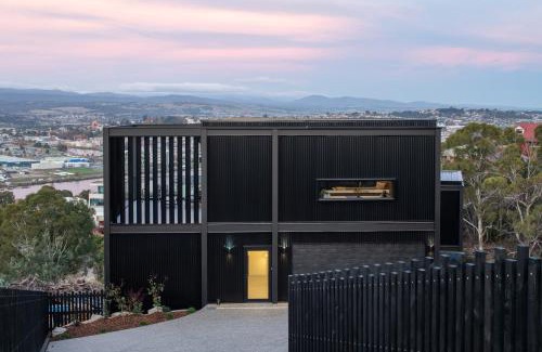 Trevallyn Casa | Tamar Views