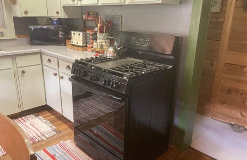 Troy Cabina | Tamarack Retreat: River Front, Kayaks, Campfire