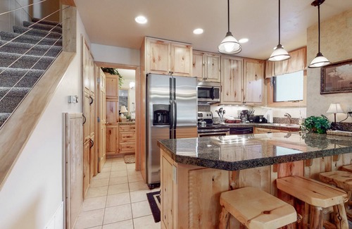 Snowmass Village Condominio | Tamarack Townhomes - CoralTree Residence Collection