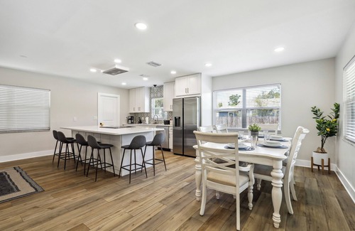 Riverside Heights Casa | Tampa Vacation Rental ~ 3 Mi to Downtown!