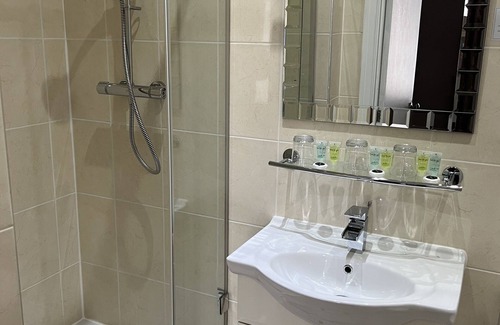 Adamsdown Casa | Tanes Hotel