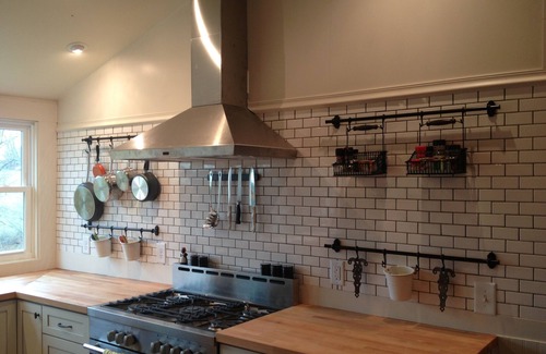 Deersville Casa | Tappan Lake Historic 19th Century Home In Quaint Deersville.