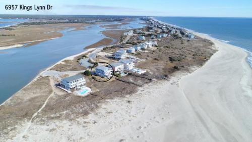 Oak Island Casa | Tar Heel Haven