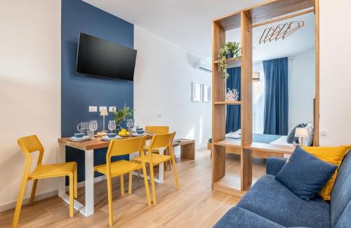 Marina di Pisa Apartamento | Taro's Blue Sea Apartment by Pleiades Home