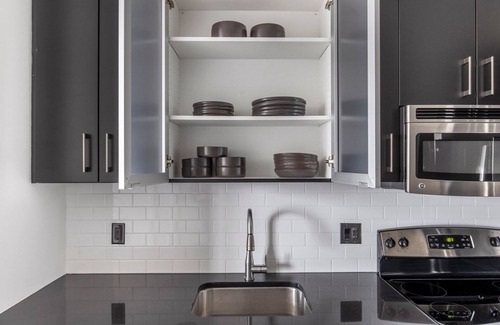 Shawmut Apartamento | Tasteful South End Studio w/ Gym & W/D, nr Groceries, by Blueground
