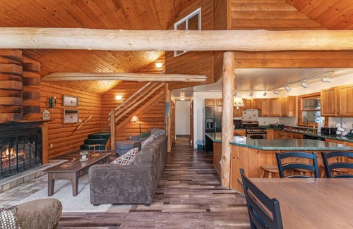 Phelps Cabina | TB-19 Thunder Bay Resort Cabin 15